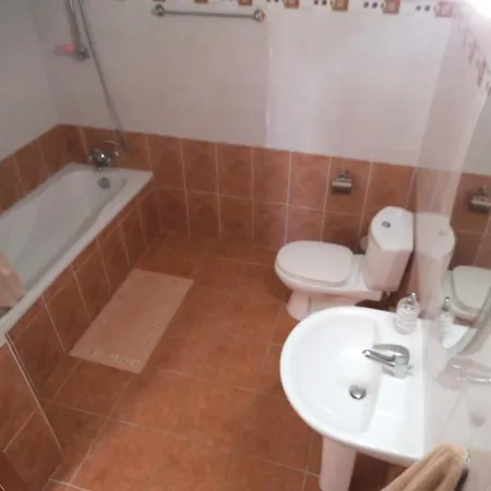 Yialos * 皮斯索里