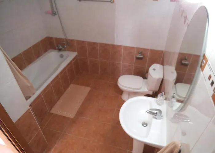 Yialos * بيسوري